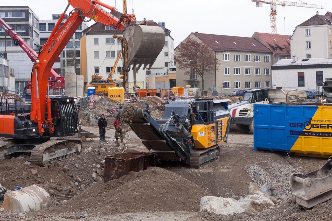 labor crunch - construction site